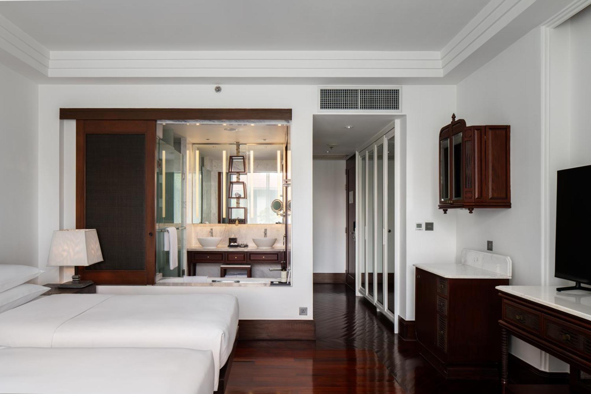 Park Hyatt Hotel